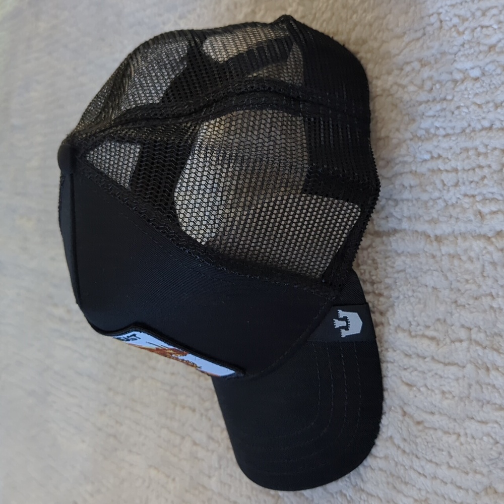 Goorin Bros Beast Animal Farm Snapback Trucker Hat - Picture 3 of 6